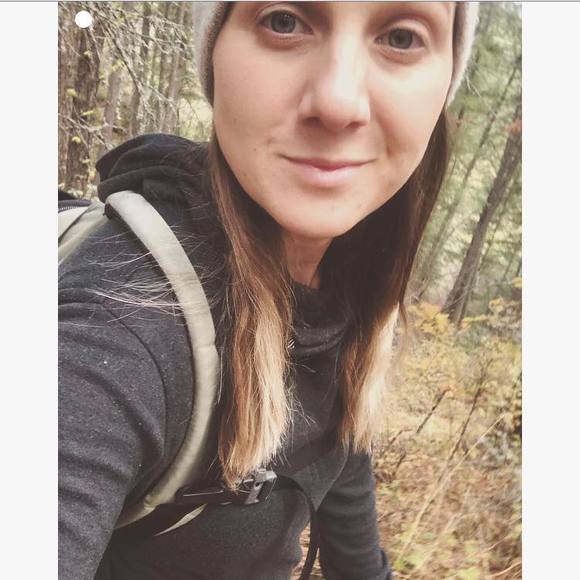 Meet your Posher, Sarah - Picture 1 of 1